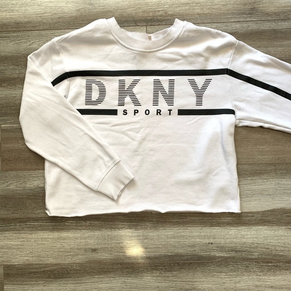 black and white DKNY sport cropped sweater. - Picture 2 of 3
